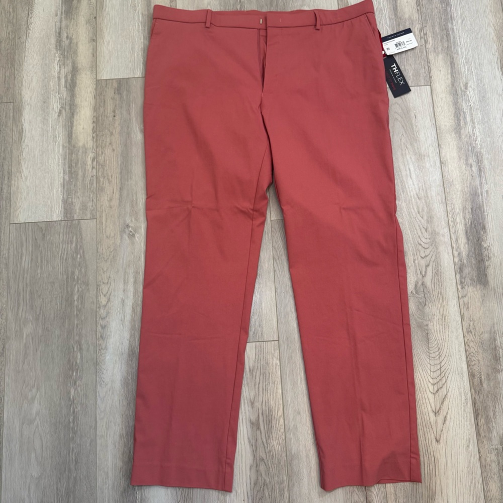 *Brand New With Tags* Tommy Hilfiger Tailored Style Chinos